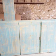 Fabrication de meubles en atelier